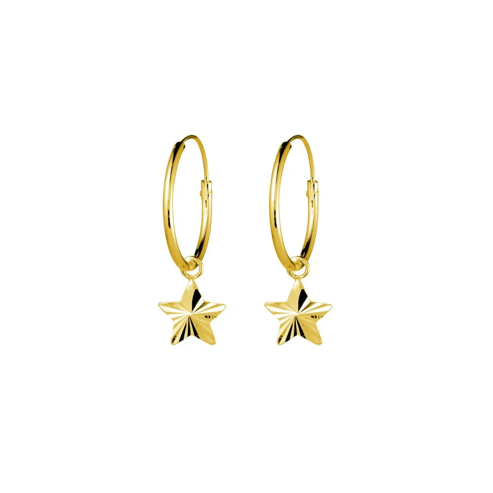 Yellow gold plated endless hoop earrings featuring a cut star charm for a touch of elegance and charm. A versatile accessory, measuring 2.5 cm in diameter.